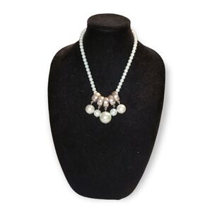 Pearl statement necklace  